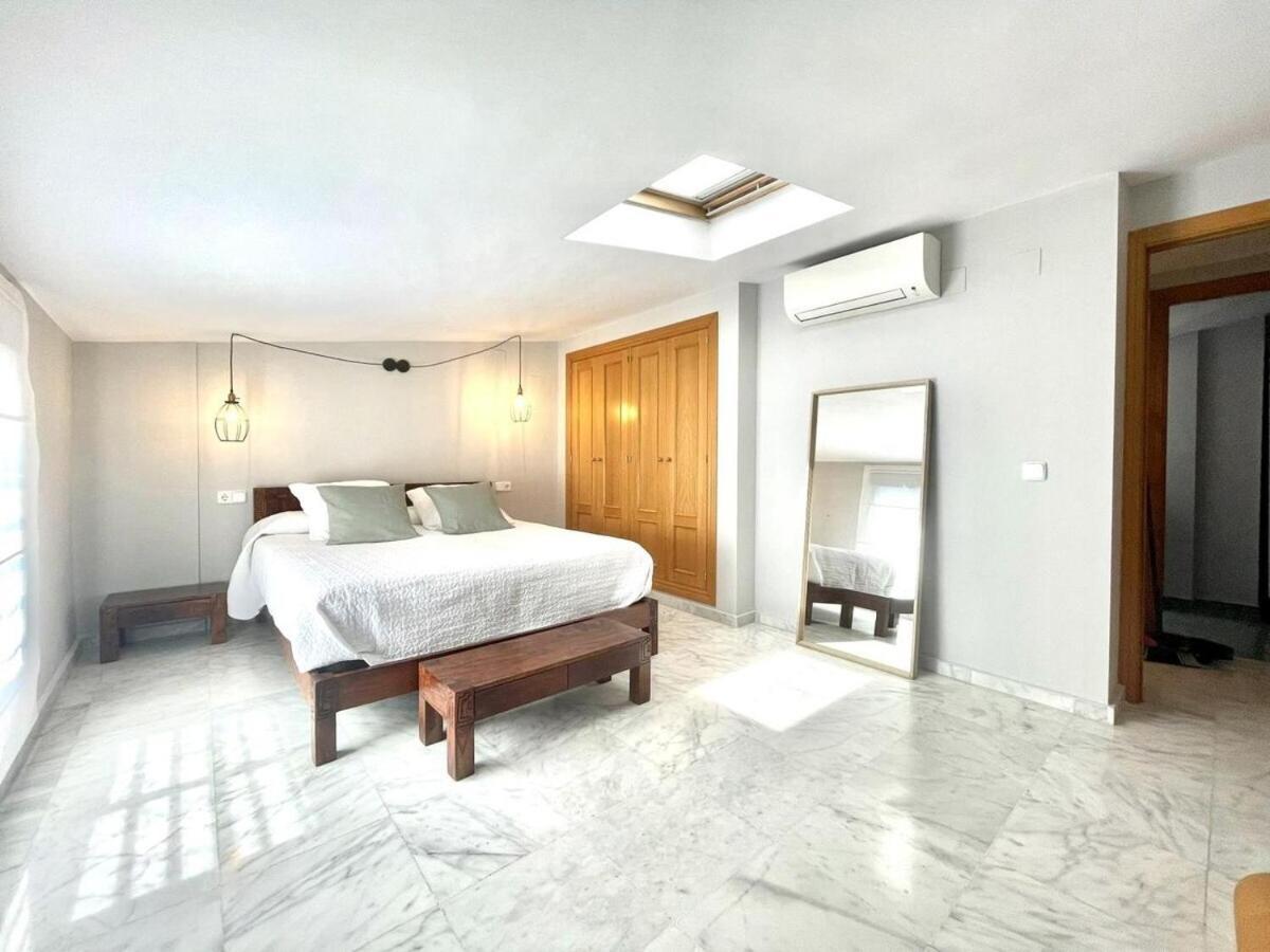 Calu Homes Duplex Cerca Playa De Huelin Μάλαγα Εξωτερικό φωτογραφία