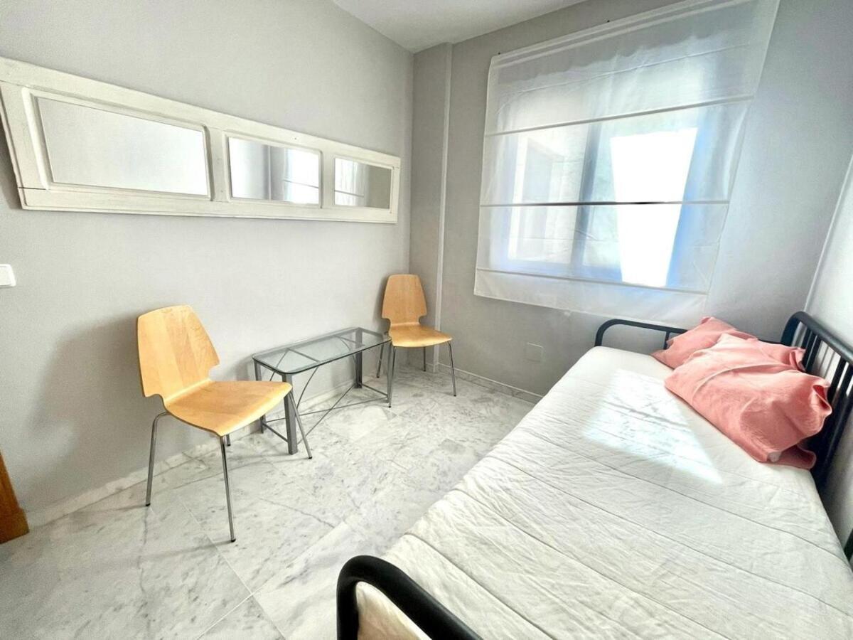 Calu Homes Duplex Cerca Playa De Huelin Μάλαγα Εξωτερικό φωτογραφία