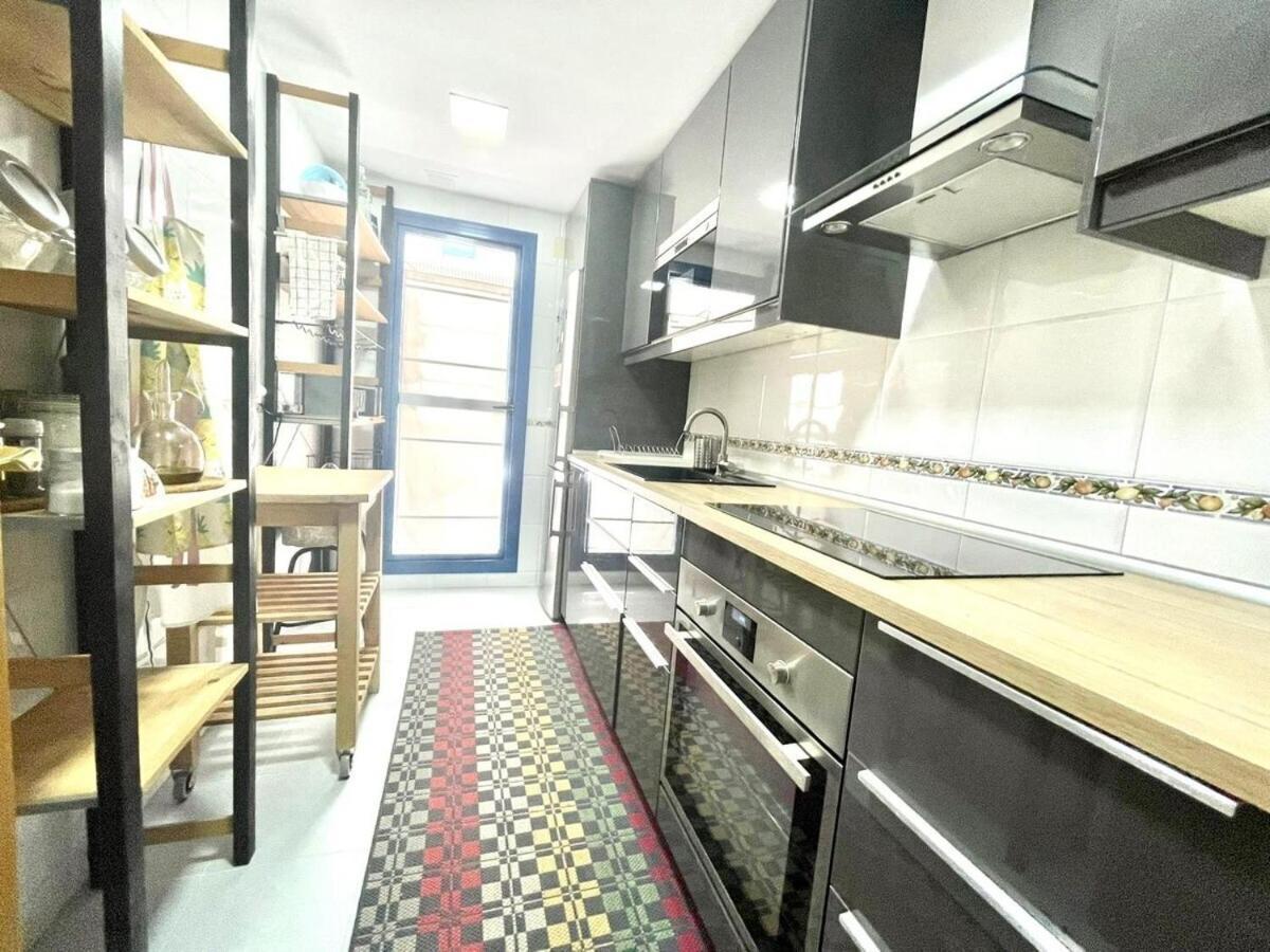 Calu Homes Duplex Cerca Playa De Huelin Μάλαγα Εξωτερικό φωτογραφία